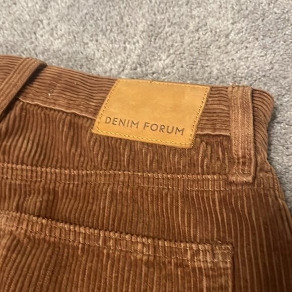 Denim Forum The Arlo Hi-Rise Straight Corduroy Pant in gold rush brown - size 25 - Picture 8 of 11